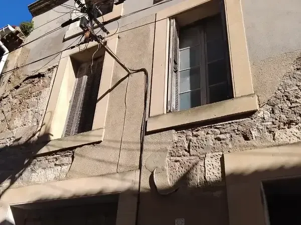 AZILLE Ensemble immobilier de plus de 350 m2 utiles : un potentiel exceptionnel à exploiter