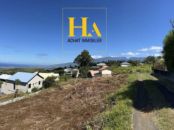 TERRAIN À BÂTIR AVEC VUE MER - SAINT-PIERRE, CHEMIN BOISSY - 352 m²