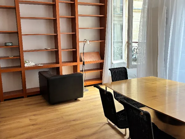 PARIS VIIème 2 pièces 46 m2