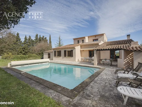 Maison 5 pièces 150 m²