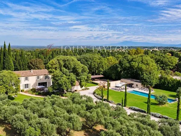 Maison de campagne 450 m²