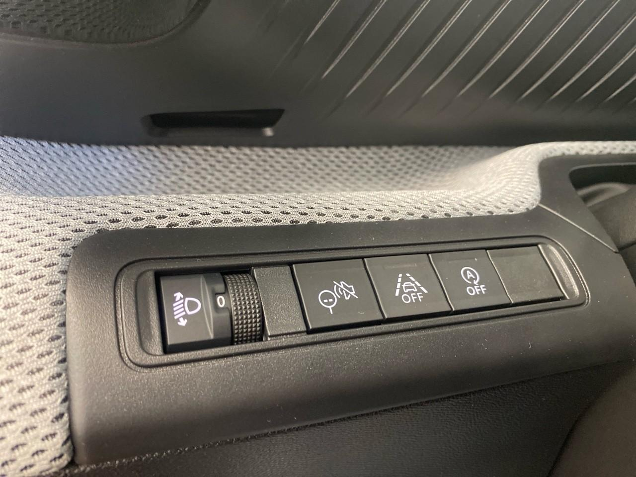Citroën C3 turbo 100 ch manuelle plus — photo 18