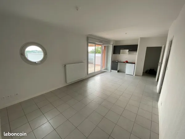 Particulier loue Appartement T2