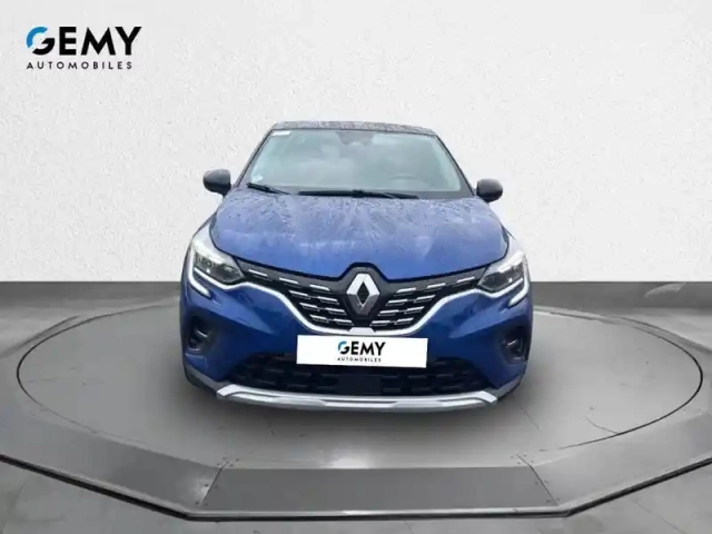 Renault Captur mild hybrid 160 edc — photo 31