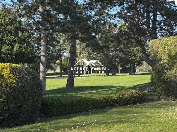 Domaine du golf 5 chambres beaux volumes