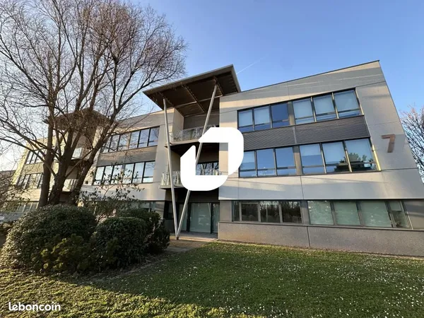 Bureaux 145 m²