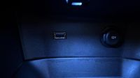 Peugeot 3008 HYBRID 225ch Allure e-EAT8 — photo 30