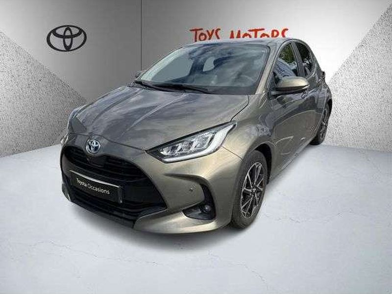 Toyota YARIS Toyota Yaris 116h Design Pack — photo 1