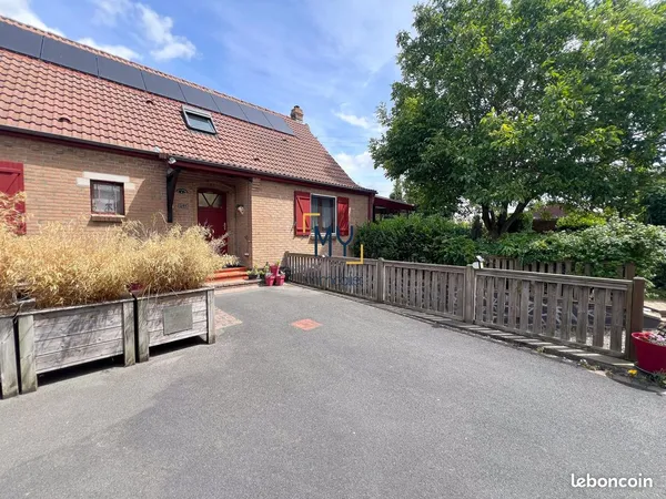 Maison 10 pièces 141 m²