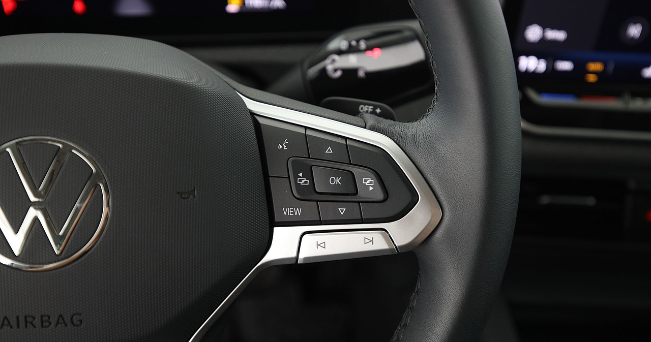 Volkswagen Tiguan — photo 25