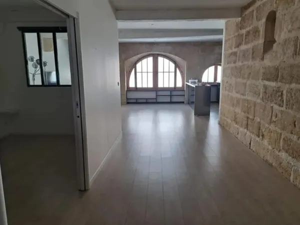Appartement 2 pièces 68 m²