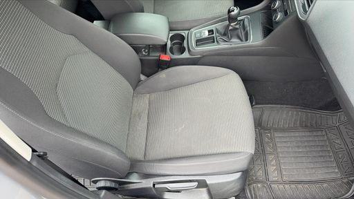 Seat Leon 1.0 TSI 115  - Style Business – 2020 – 144589 km – Essence – Boîte Manuelle — photo 39