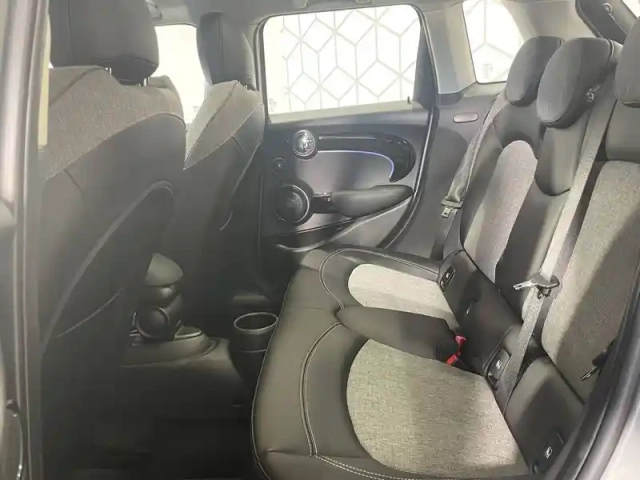 Mini Mini hatch 5 portes cooper 136 ch dkg7 — photo 127