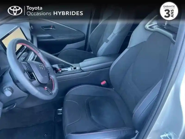 Toyota C-Hr 2.0 hybride rechargeable 225ch gr sport premiere my25 — photo 11