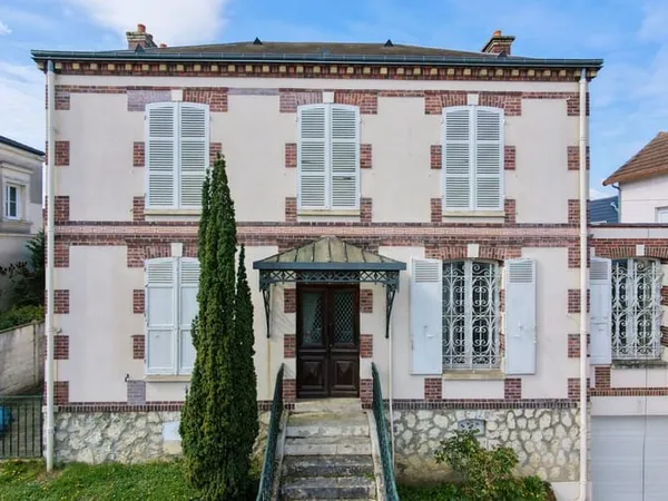 Maison 7 pièces 190 m²