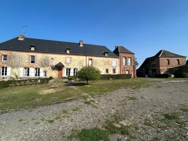 Maison 6 pièces 270 m²