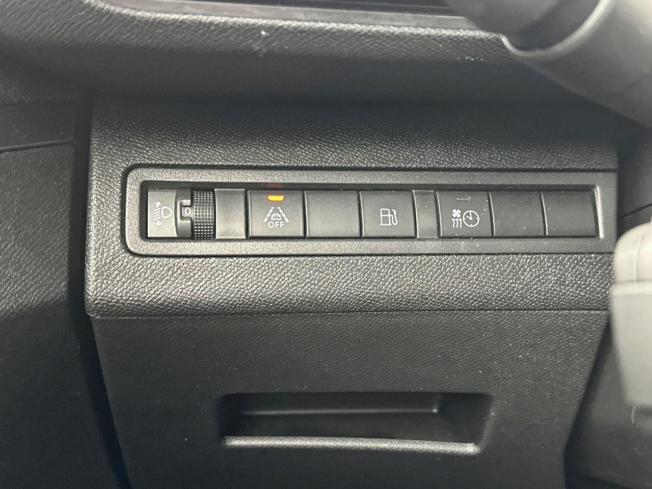 Peugeot 3008 hybrid 225 e-eat8 allure pack — photo 16