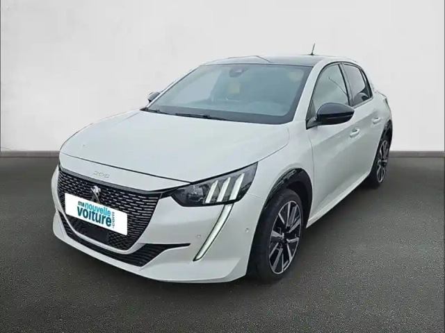 Peugeot 208 puretech 100 s&amp;s eat8 — photo 1