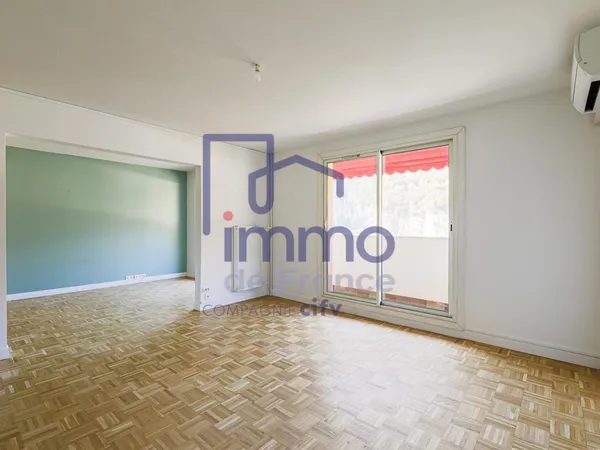 T4 étage élevé + garage