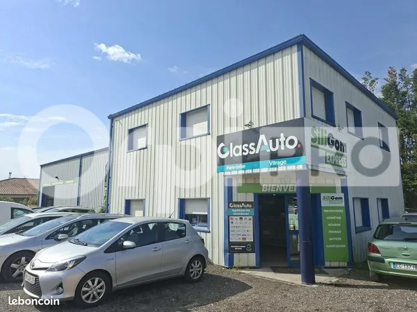 Bureau 400 m²