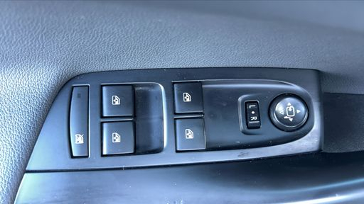 Opel Astra 1.4 Turbo 150 BVA - Elite – 2018 – 123610 km – Essence – Boîte Automatique — photo 42