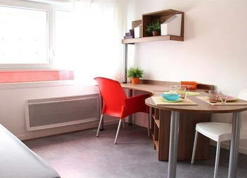 Studio 1 pièce 16 m²