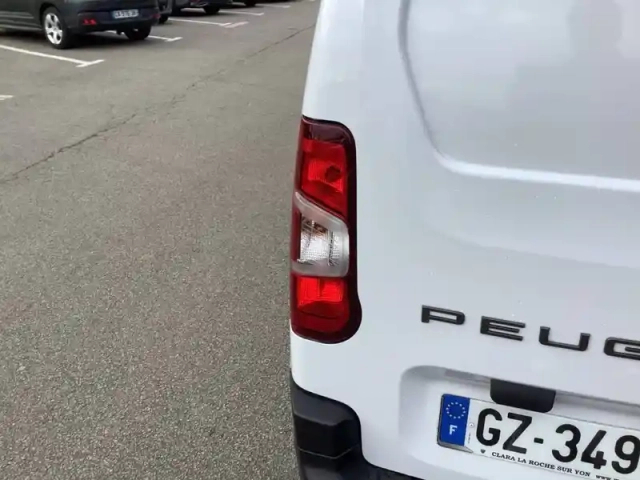 Peugeot Partner fourgon m 650 kg bluehdi 100 s&amp;s bvm6 — photo 41
