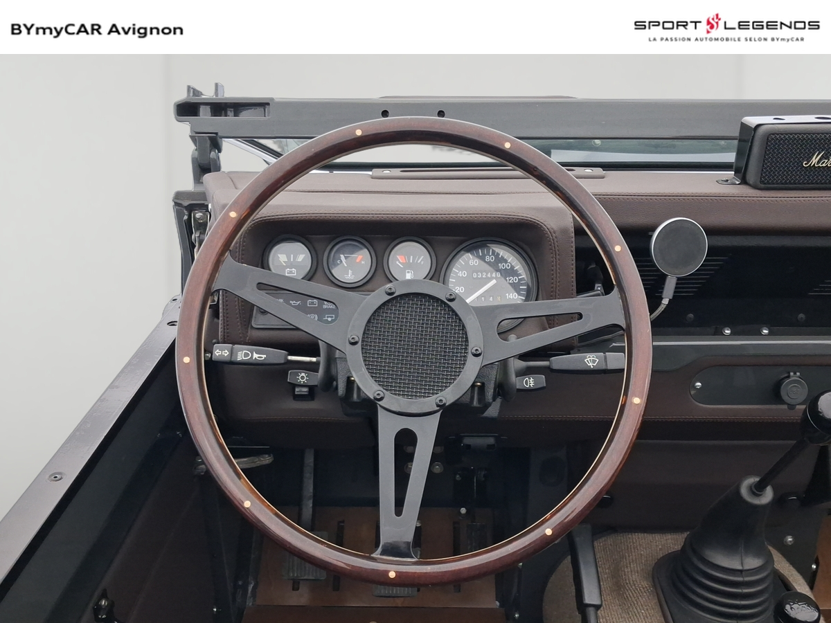 Land Rover HEDONIC - LAND [OF] RECREATION - V8 SOFT TOP CUSTOM — photo 11