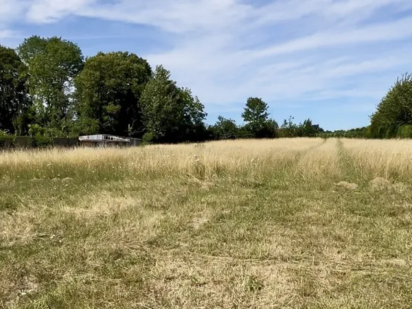Terrain constructible 3445 m²