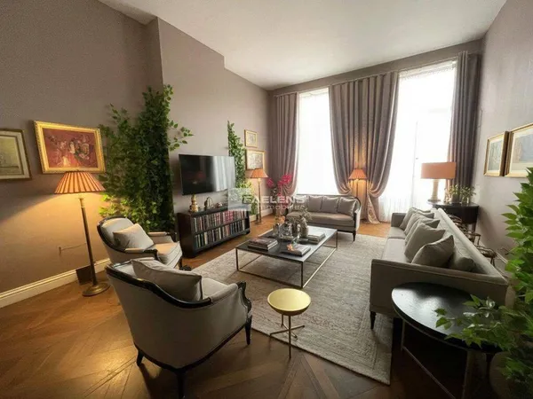 Appartement 2 pièces 67 m²