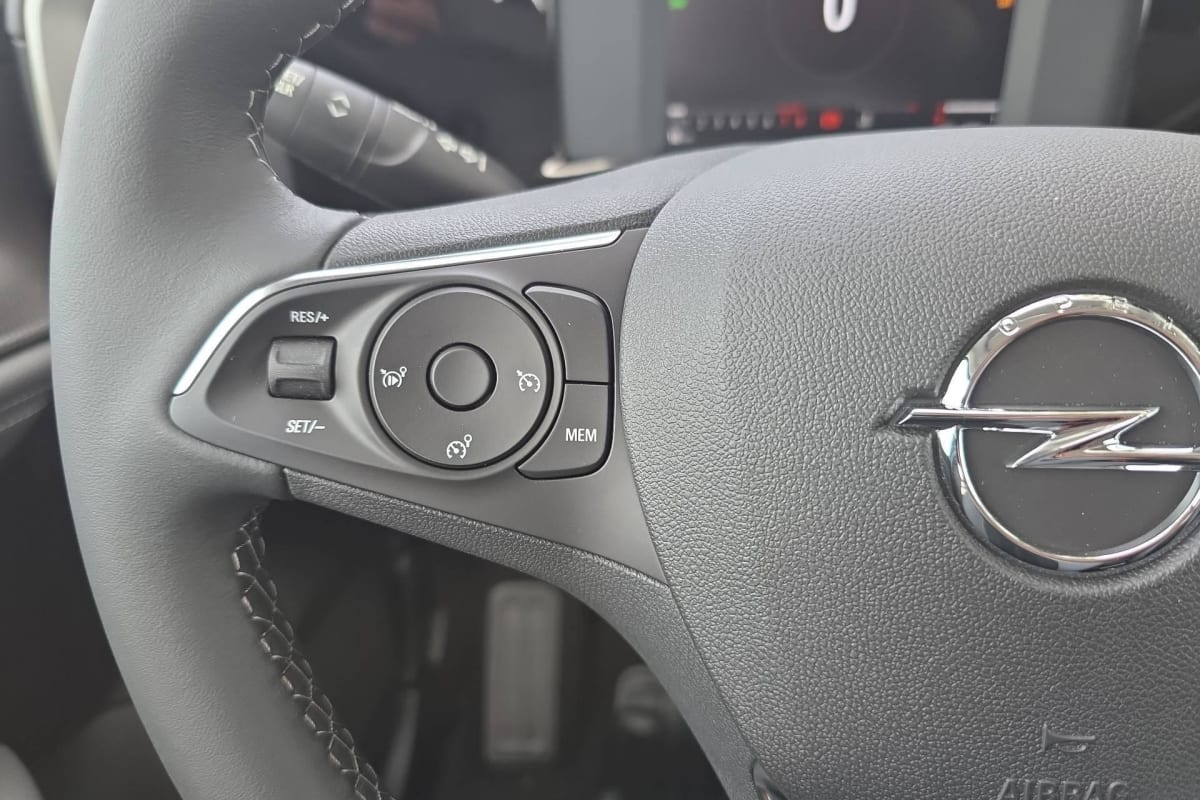 Opel Mokka — photo 15
