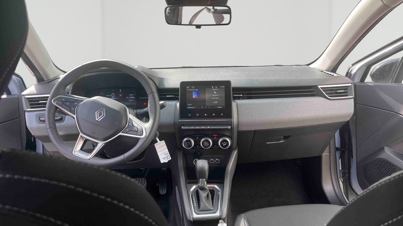 Renault Clio E-Tech full hybrid 145 ch GSR2 — photo 9