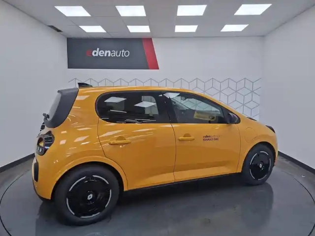 Renault Twingo e-tech electrique 80 ch autonomie urbaine — photo 6