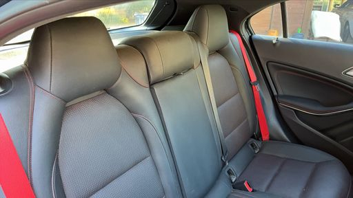 Mercedes Classe A 250 211 7G-DCT - Sport – 2014 – 130945 km – Essence – Boîte Automatique — photo 32