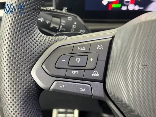 Volkswagen T-Roc 1.5 etsi evo2 hybrid 150 ch dsg7 — photo 19