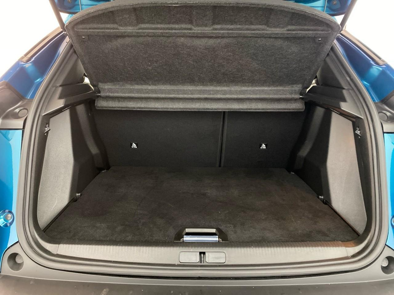 Peugeot 2008 hybrid 145 ch e-dcs6 allure — photo 6