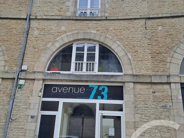 Bâtiment 2 pièces 153 m²