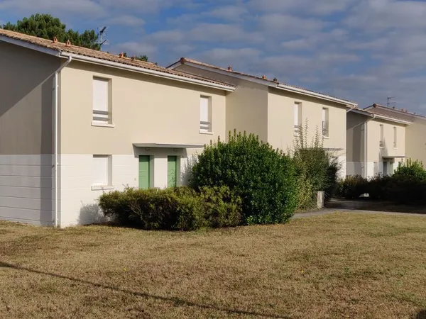Maison en co-propriete a saint aubin de medoc (33160)