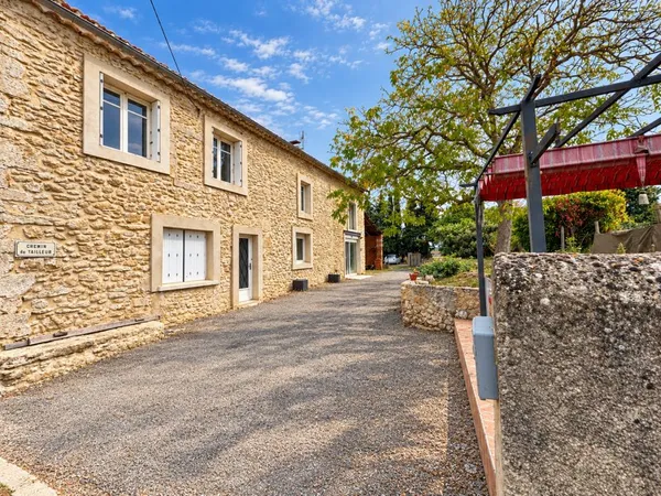 Maison 6 pièces 140 m²