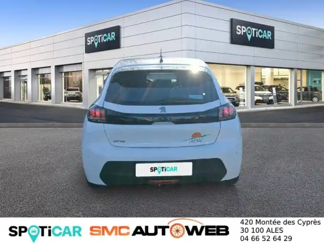 Peugeot 208 puretech 100 s&amp;s bvm6 — photo 69