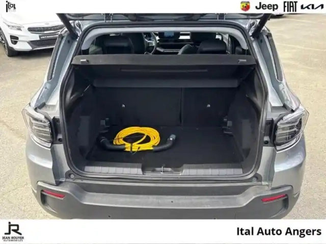 Jeep Avenger electrique 156ch 115kw summit/toit ouvrant/cuir/pac — photo 6