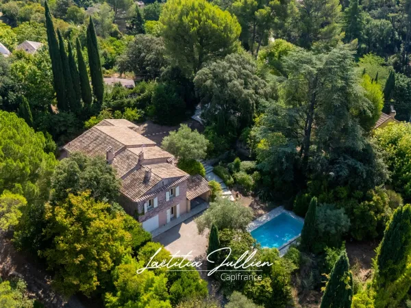 Maison 4 pièces 180 m²