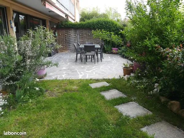 T3 meublé 64 m² rez-de-jardin lumineux, chauffage inclus, Divonne les Bains