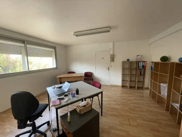 Bureaux 1 pièce 25 m²