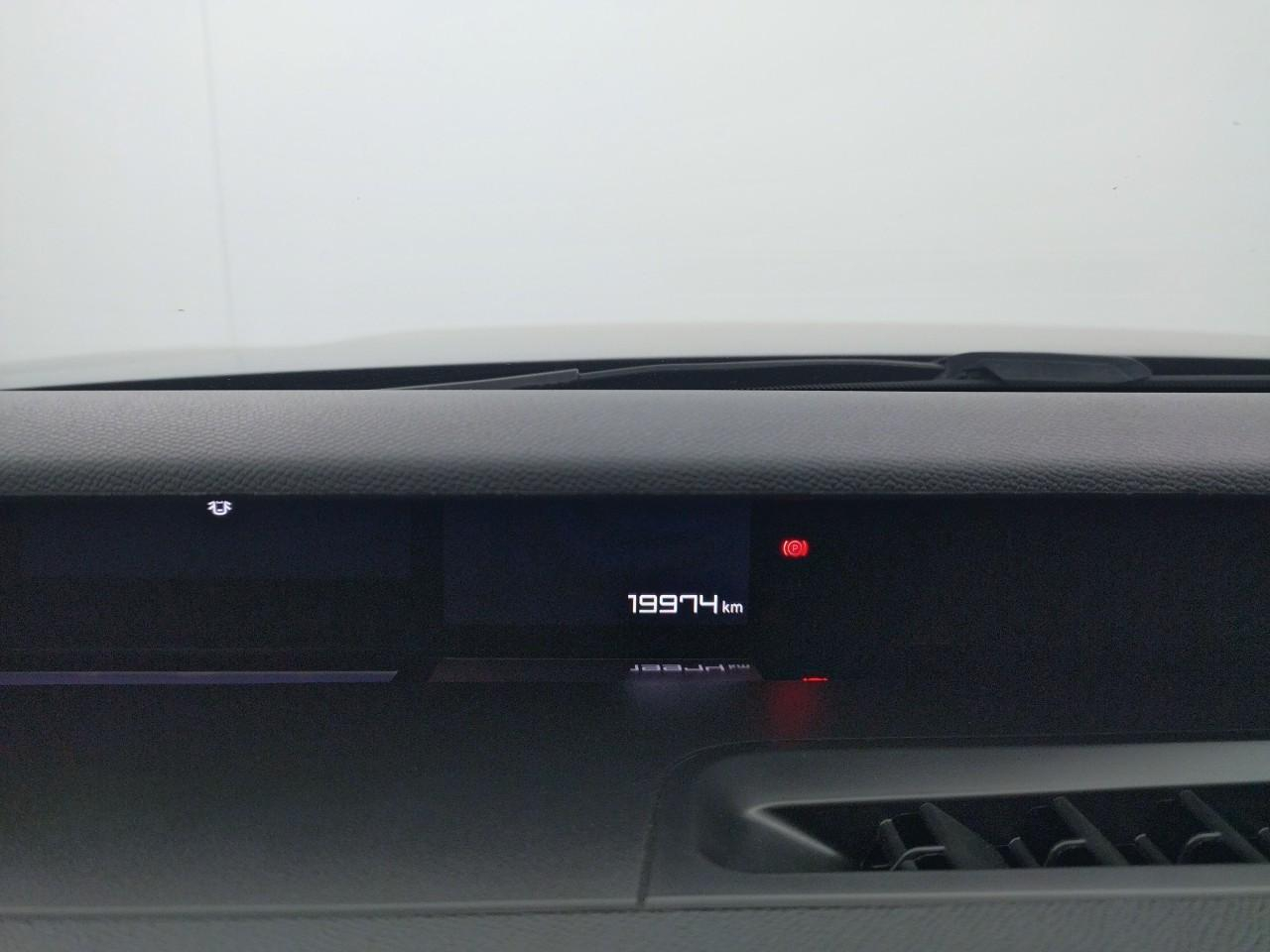 Citroën C3 Aircross hybride 145 ch aut plus — photo 18
