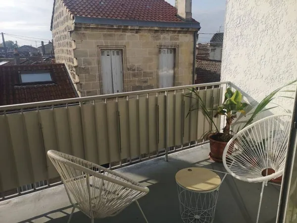 Studio 1 pièce 18 m²