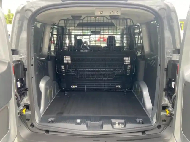 Ford Transit Courier fourgonnette 1.0 ecoboost 125ch trend dct7 — photo 11
