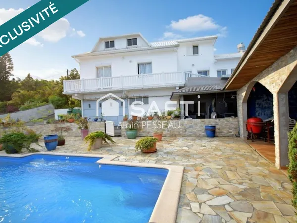 Magnifique maison secteur Petite-Île vue mer