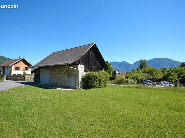 Bâtiment 2 pièces 96 m²