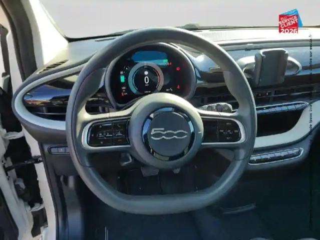 Fiat 500 e 95ch action — photo 12